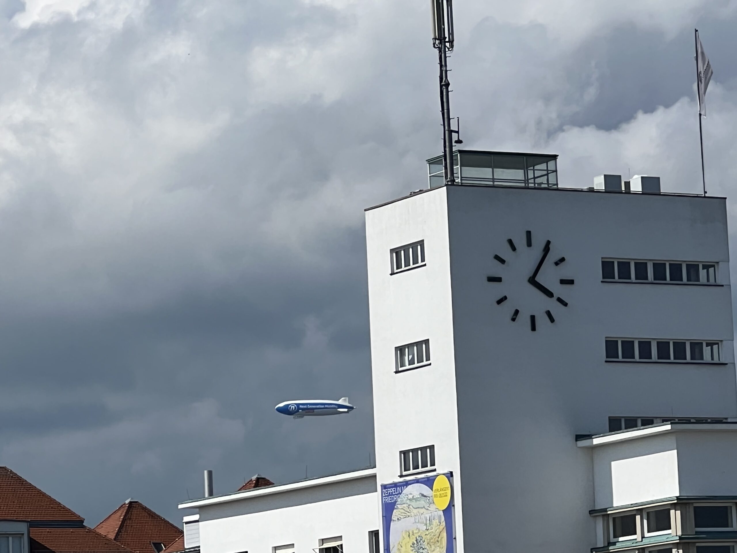 Friedrichtshafen Bodensee Zeppelin Museum Turm 